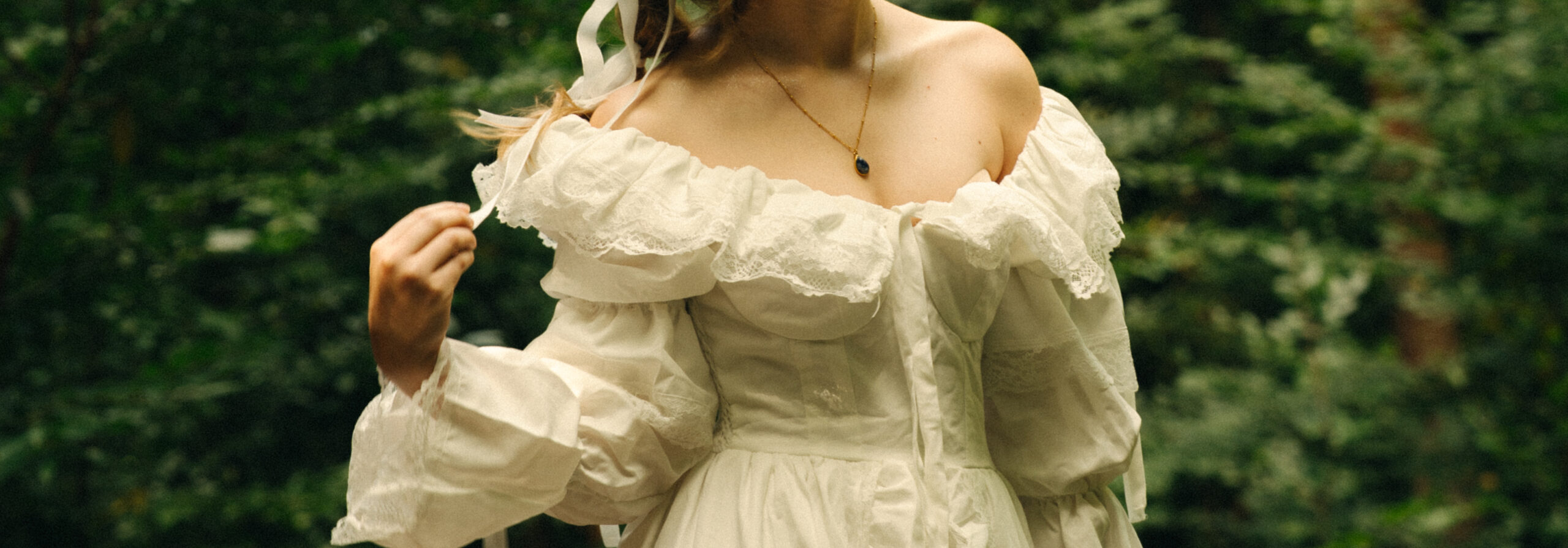 A cinematic detail photo taken during an elopement in Belgium.