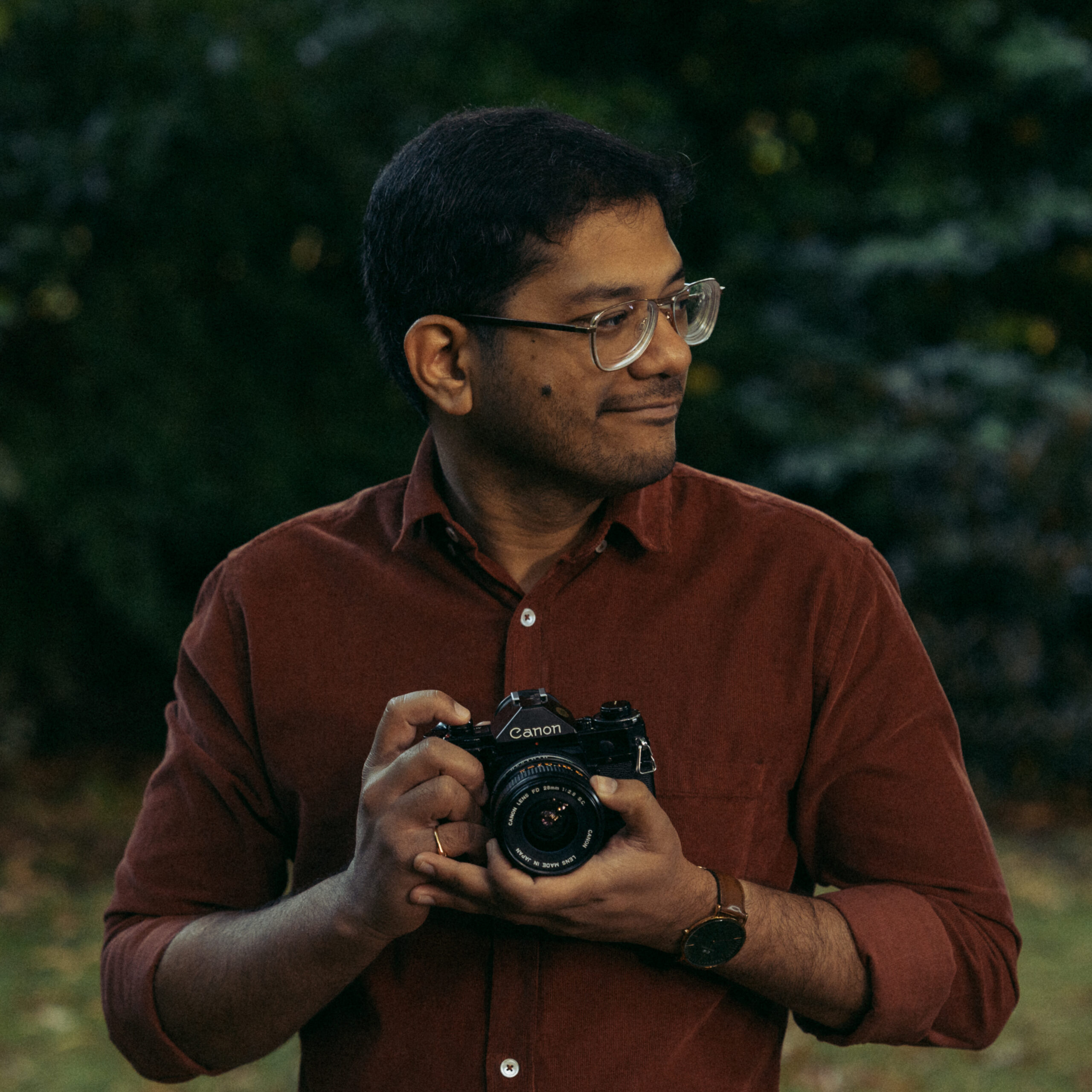 A portrait of Roopesh from Grainy Soul Photos.
